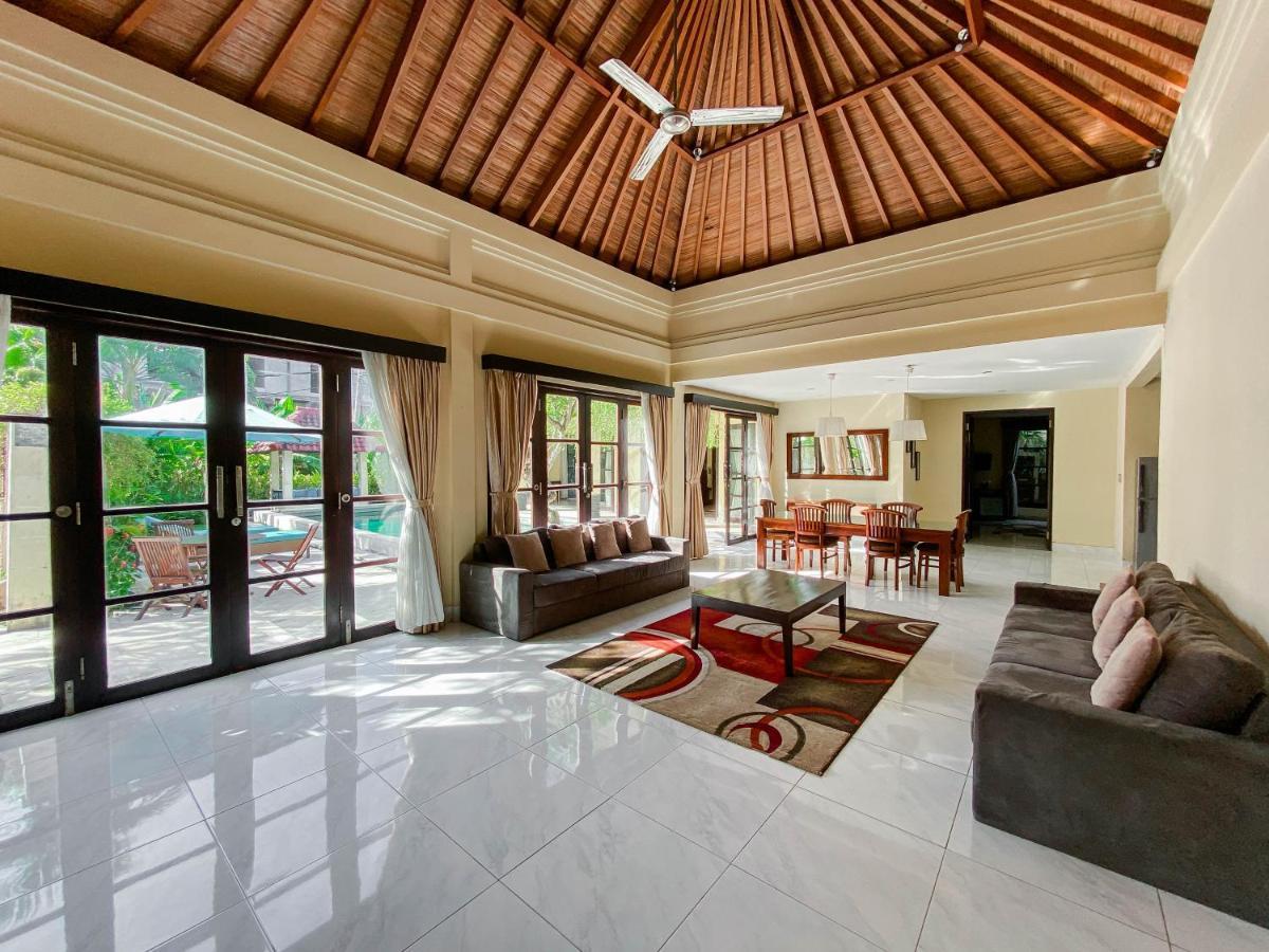 Cometa Villas Seminyak By Premier Hospitality Asia Dış mekan fotoğraf